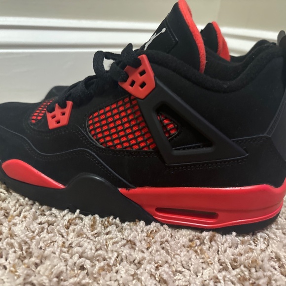 Jordan 4 red thunders - Picture 2 of 3